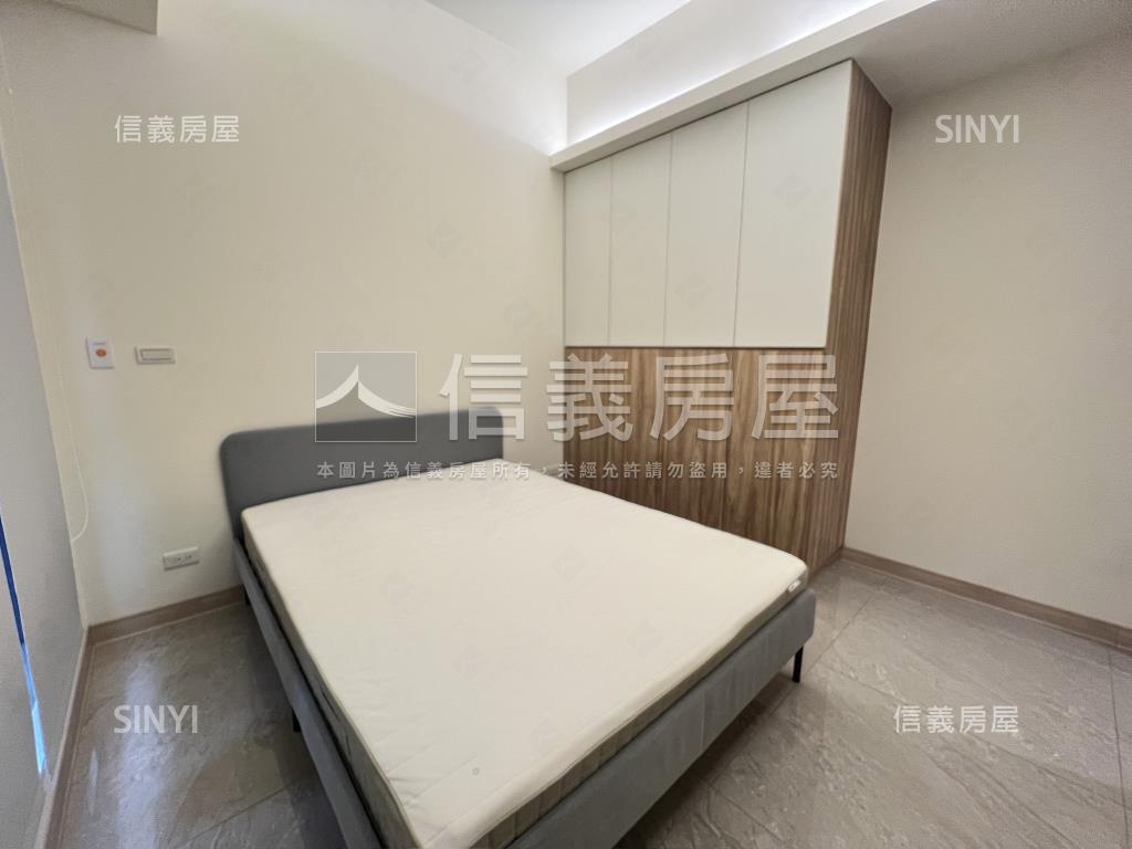 大學一號院兩房有車位房屋室內格局與周邊環境