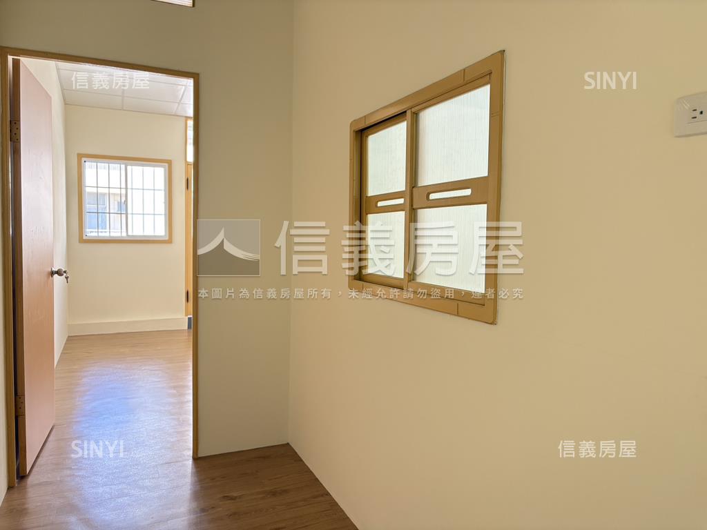 東區文青店面透天房屋室內格局與周邊環境