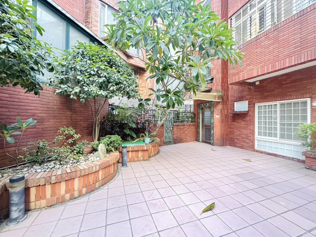 面天母國小景觀好宅房屋室內格局與周邊環境