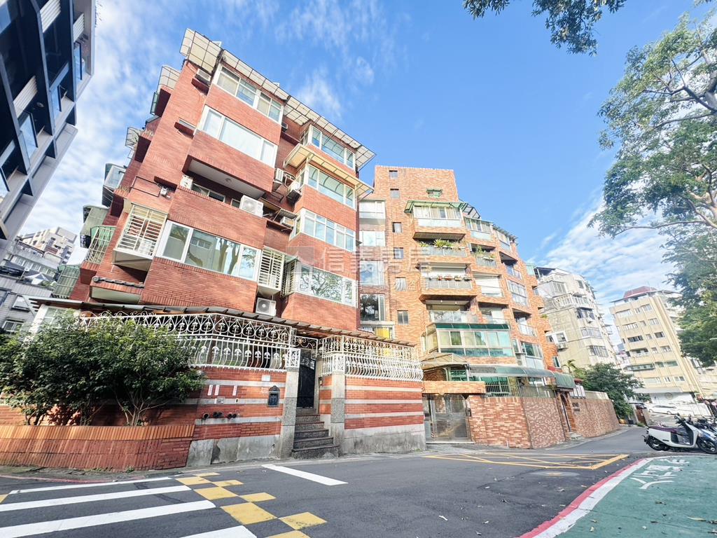 面天母國小景觀好宅房屋室內格局與周邊環境