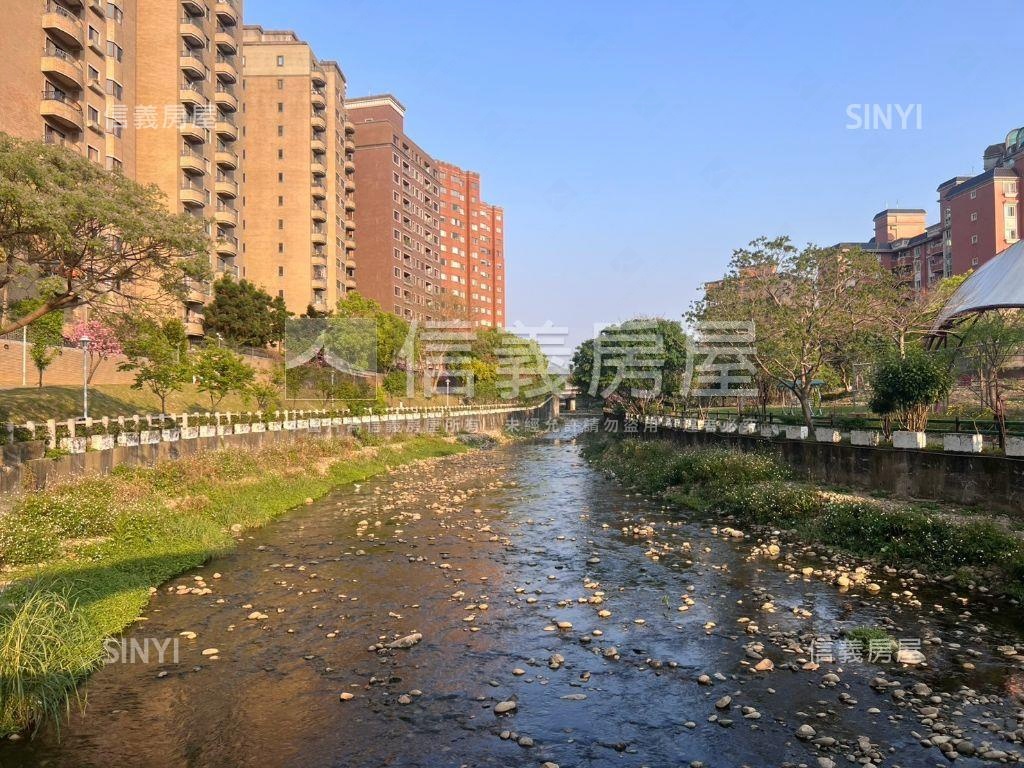 竹城千葉園三房連號雙車位房屋室內格局與周邊環境