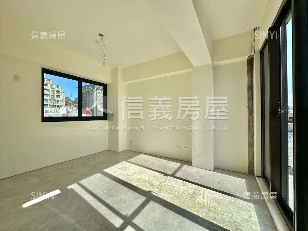 東園培英電梯透天房屋室內格局與周邊環境