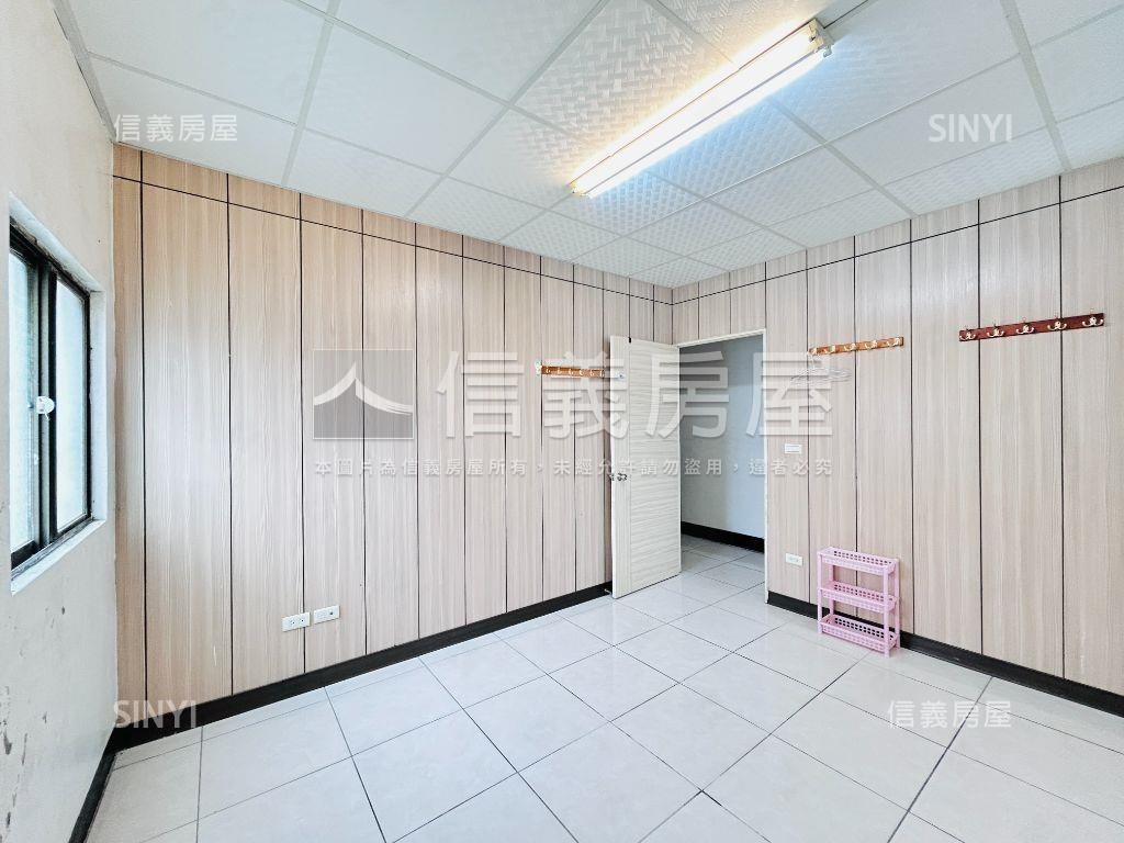 近公園成家三房房屋室內格局與周邊環境