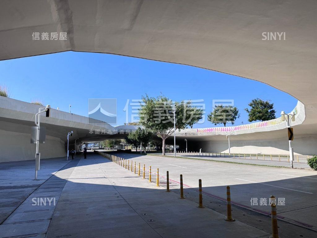 親家中央公園９Ｈ２房平車房屋室內格局與周邊環境