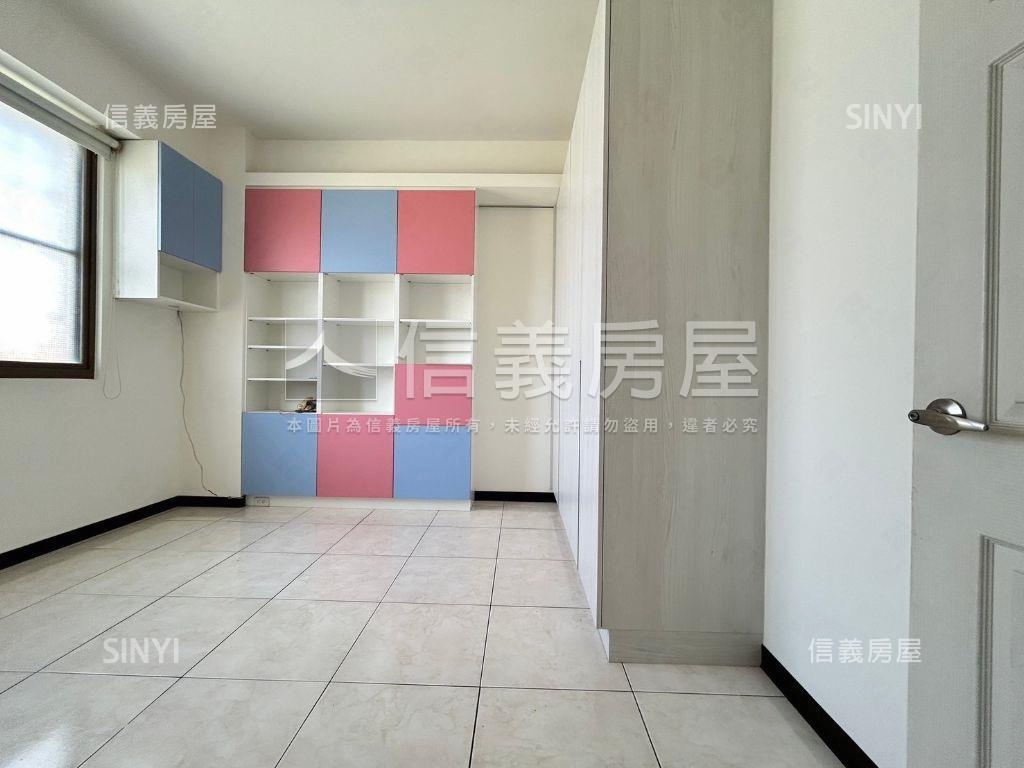 【可停雙車】八期質感別墅房屋室內格局與周邊環境