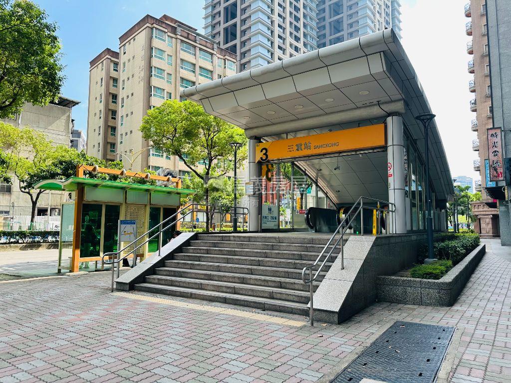 地段王雙捷運三房房屋室內格局與周邊環境