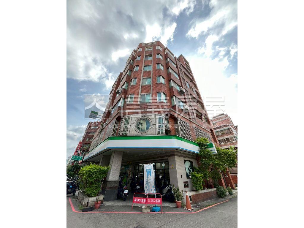 新裝潢！四房三衛視野戶房屋室內格局與周邊環境