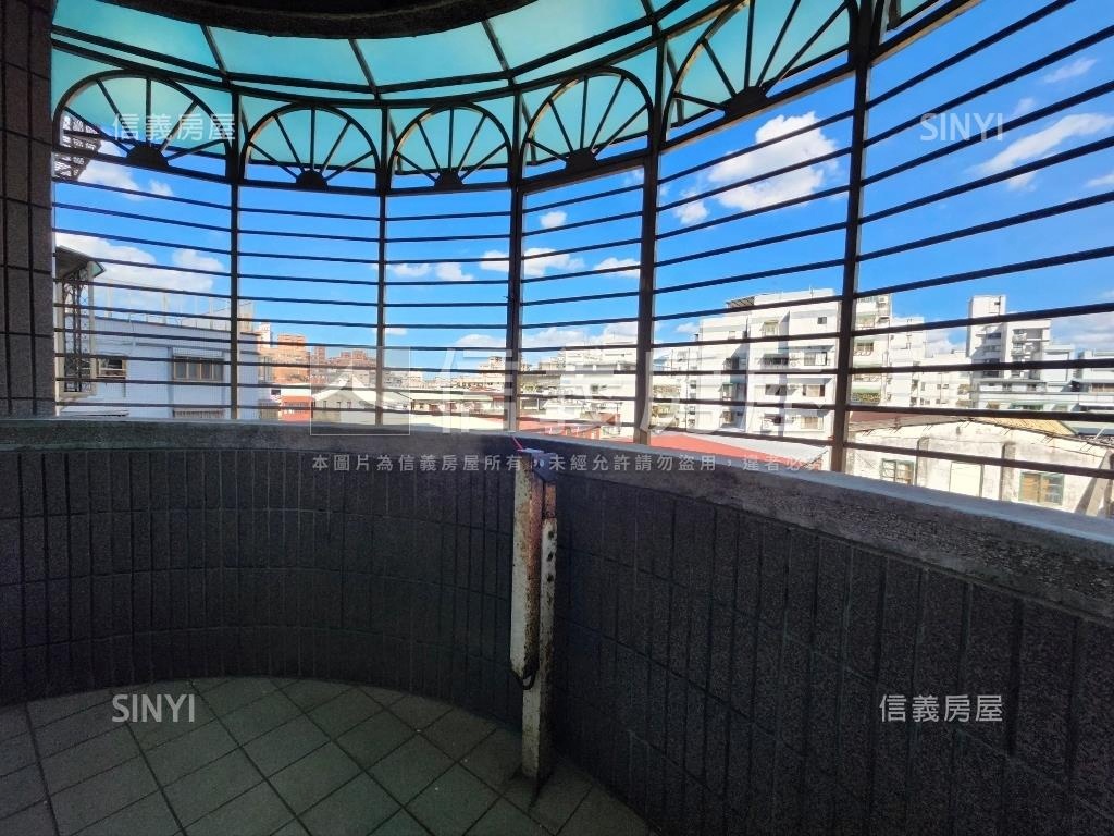 騰景大第稀有釋出有車位房屋室內格局與周邊環境