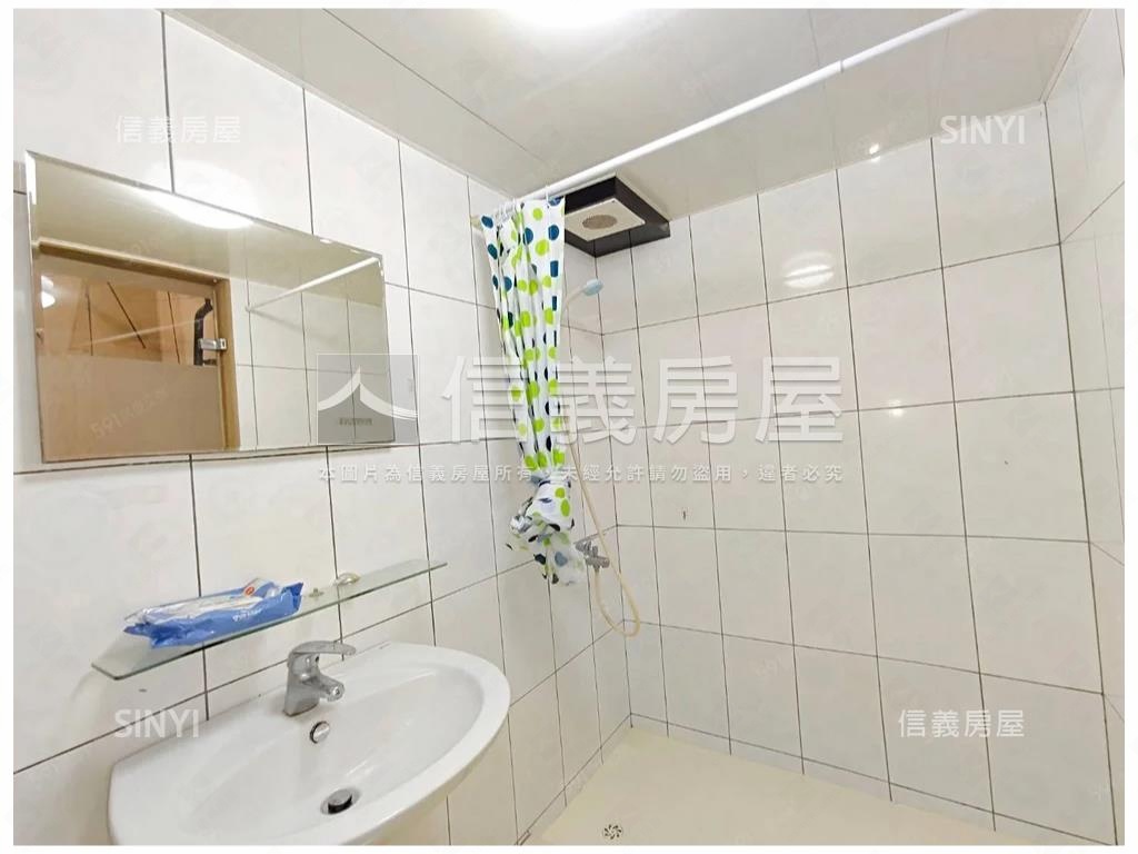 近菜寮捷運一樓雙套房房屋室內格局與周邊環境