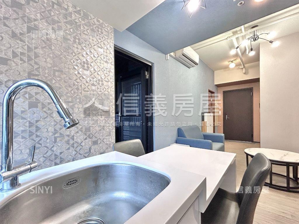 南屯近ｉｋｅａ美兩房車位房屋室內格局與周邊環境