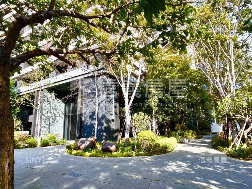 南屯近ｉｋｅａ美兩房車位房屋室內格局與周邊環境