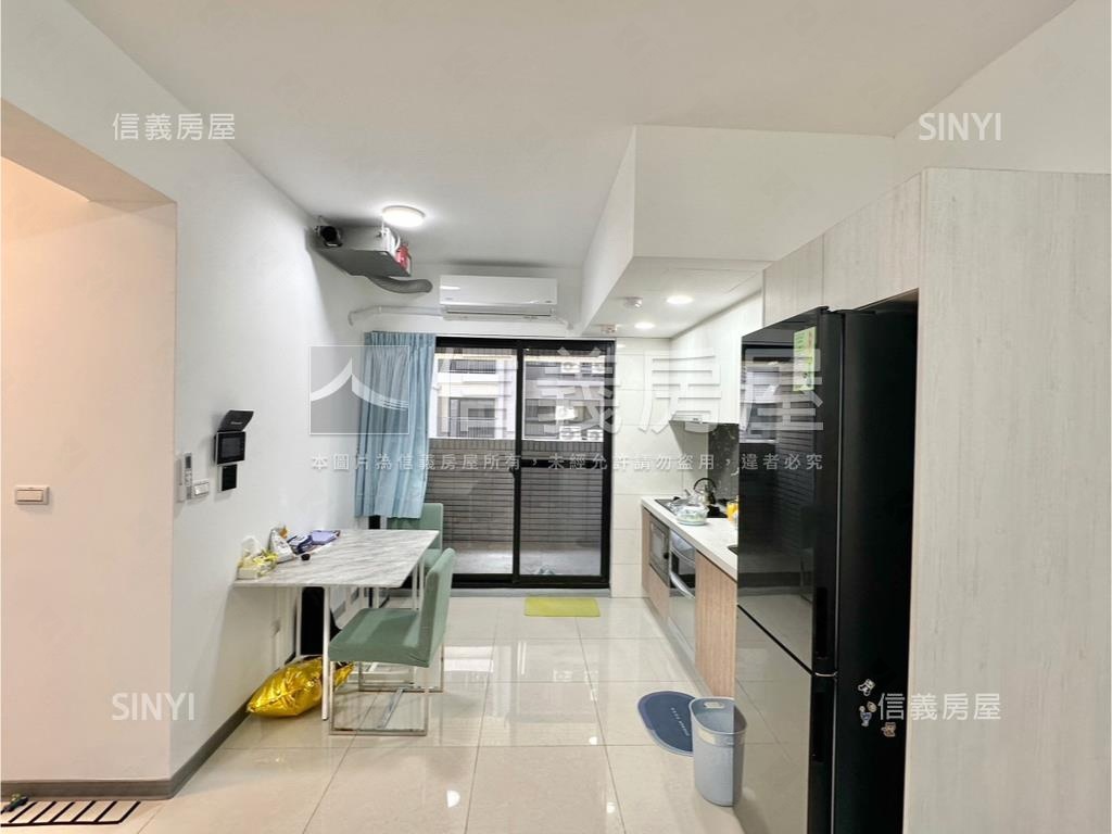 佳瓚大賀讚讚２房平面車位房屋室內格局與周邊環境