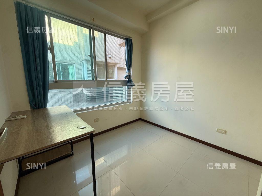 ＭＲＴ麗寶北大景觀２房房屋室內格局與周邊環境