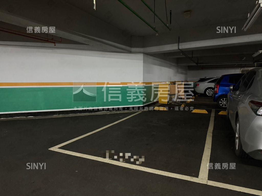 ＭＲＴ麗寶北大景觀２房房屋室內格局與周邊環境