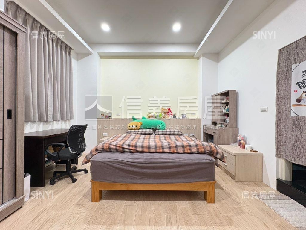 關廟｜輕屋齡透天房屋室內格局與周邊環境