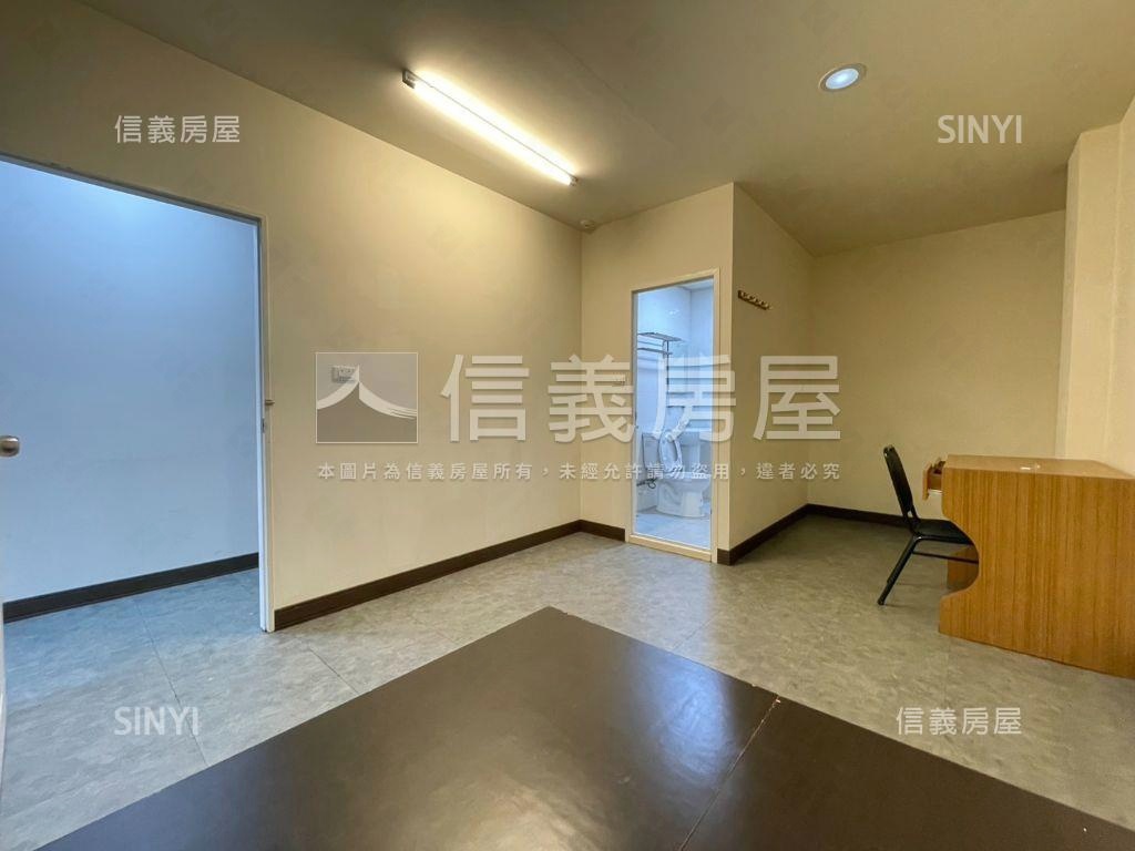 東榮路臨路透店房屋室內格局與周邊環境