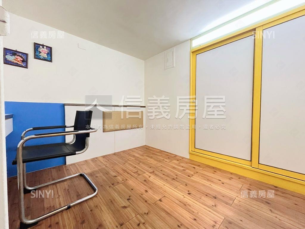 近中興大學次頂樓美屋平車房屋室內格局與周邊環境