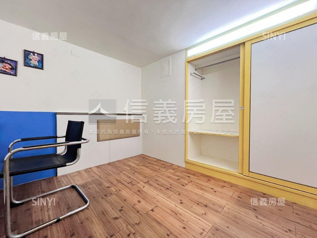近中興大學次頂樓美屋平車房屋室內格局與周邊環境