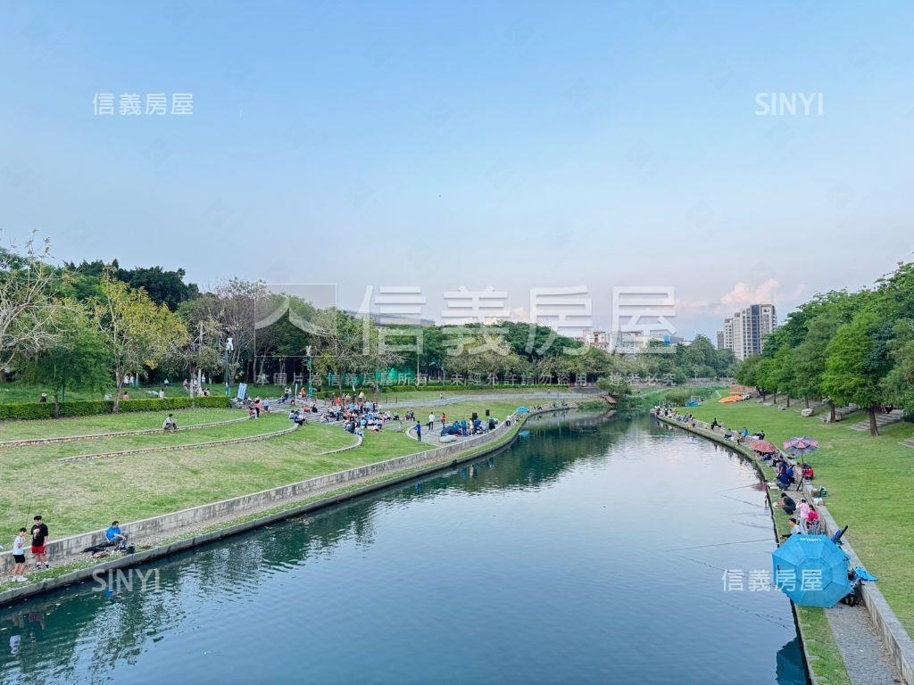 近中興大學次頂樓美屋平車房屋室內格局與周邊環境