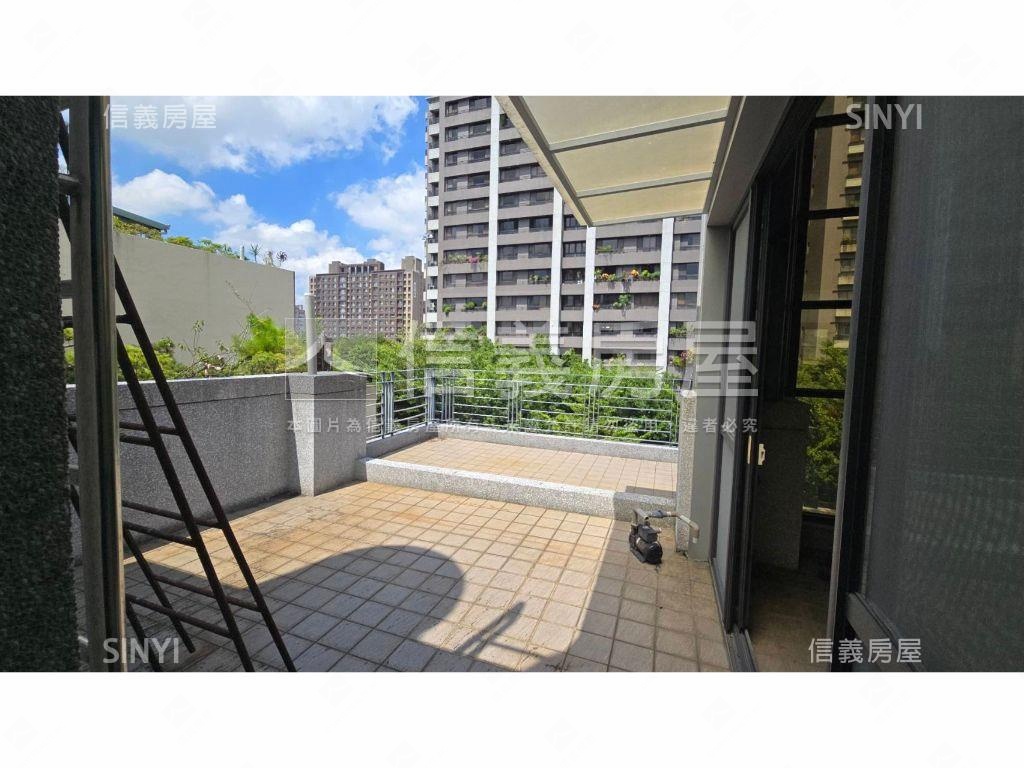 西區稀有。近百坪震後別墅房屋室內格局與周邊環境