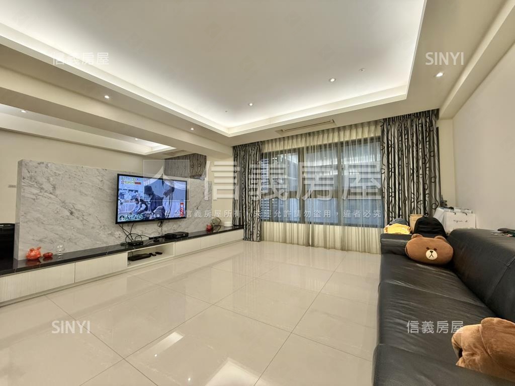 七期愛敦閣高樓裝潢戶讚房屋室內格局與周邊環境