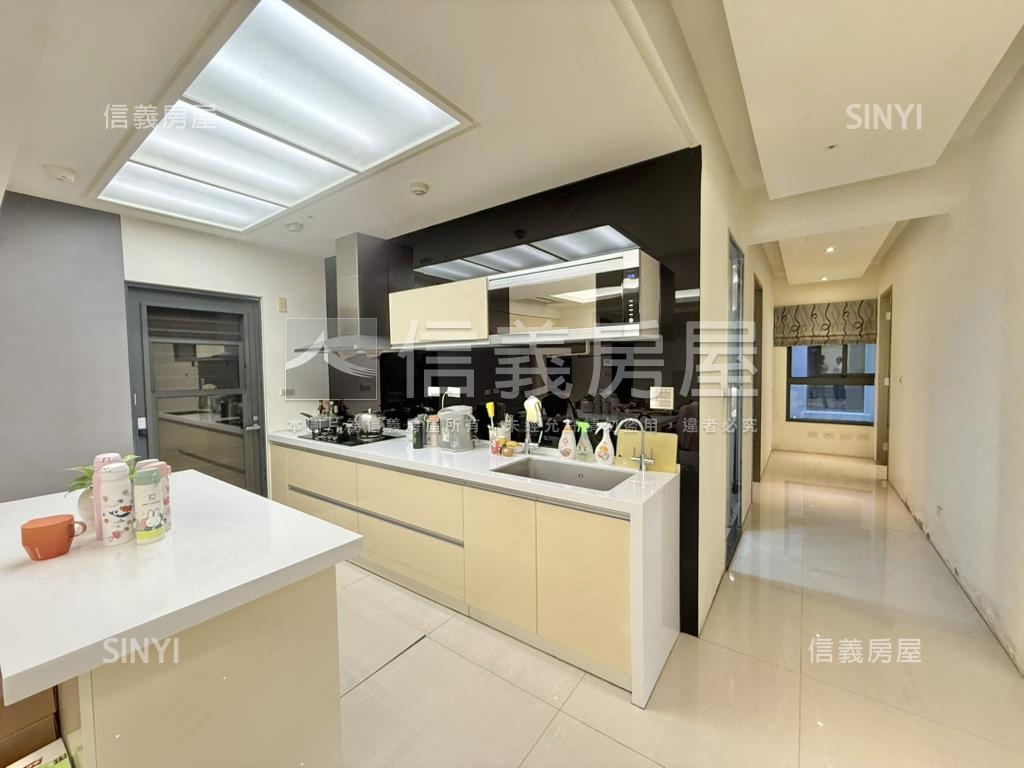 七期愛敦閣高樓裝潢戶讚房屋室內格局與周邊環境