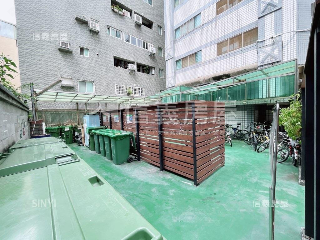 華爾街天廈四房三衛房屋室內格局與周邊環境