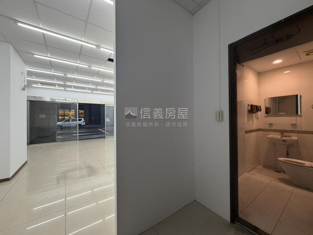康定御天下金店房屋室內格局與周邊環境