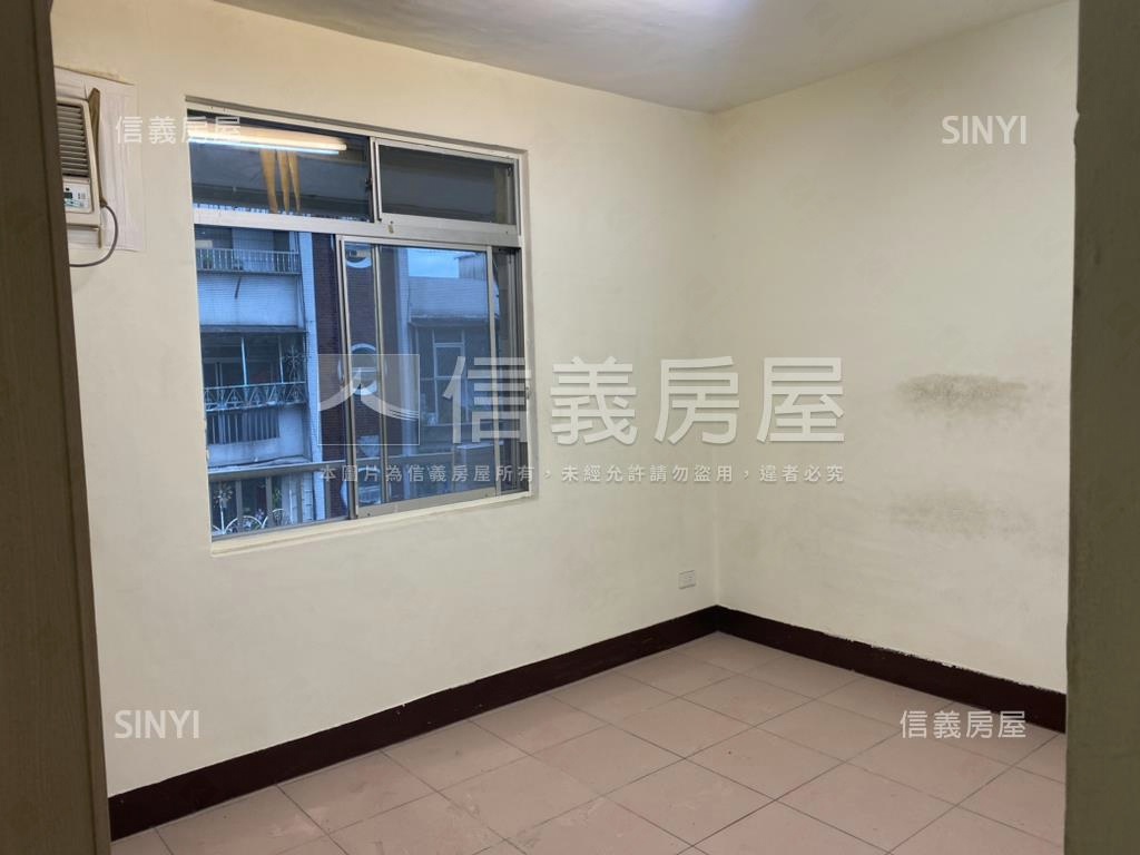 萬芳捷運寶來社區大３房房屋室內格局與周邊環境