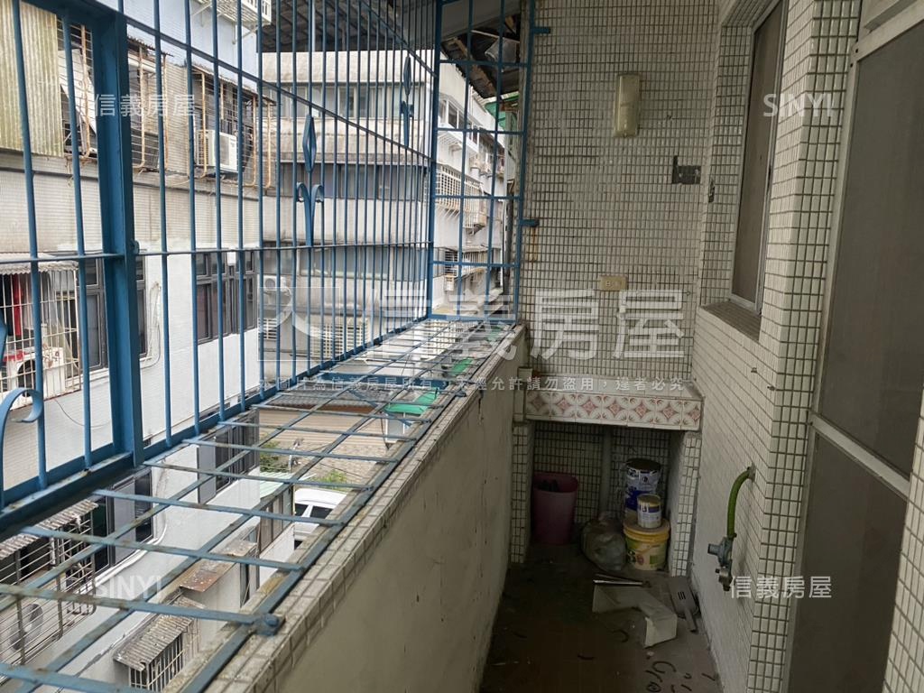 萬芳捷運寶來社區大３房房屋室內格局與周邊環境