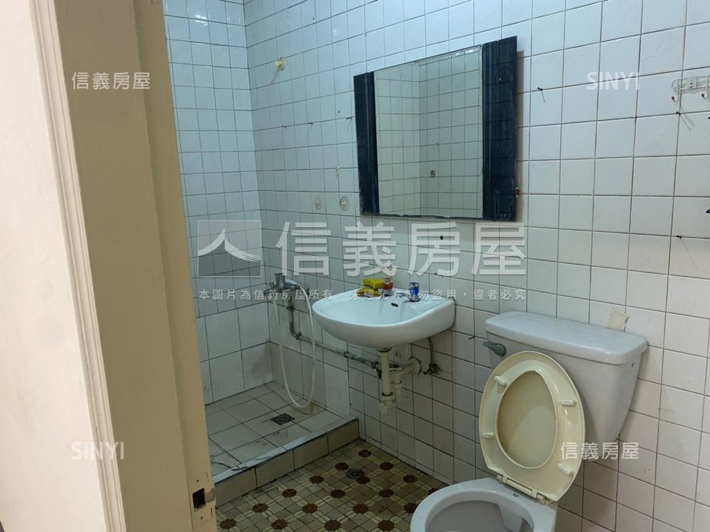 萬芳捷運寶來社區大３房房屋室內格局與周邊環境