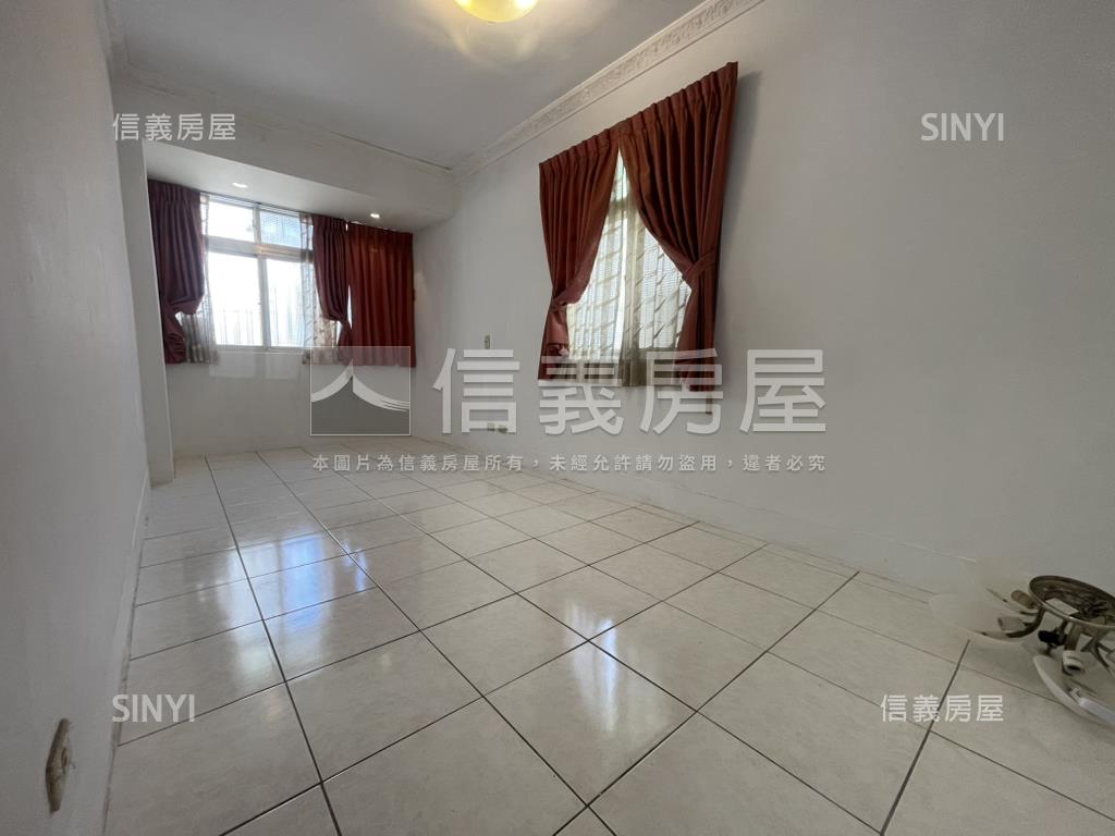 便利生活美三樓房屋室內格局與周邊環境