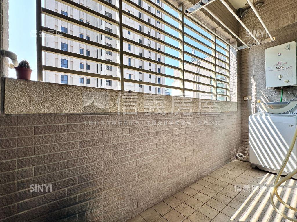 農十六高樓邊間美兩房房屋室內格局與周邊環境