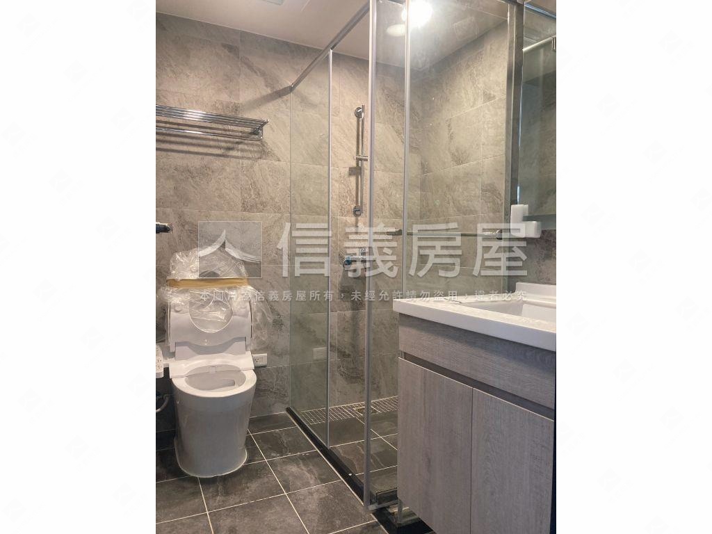 築禾琢立２房平面車位房屋室內格局與周邊環境