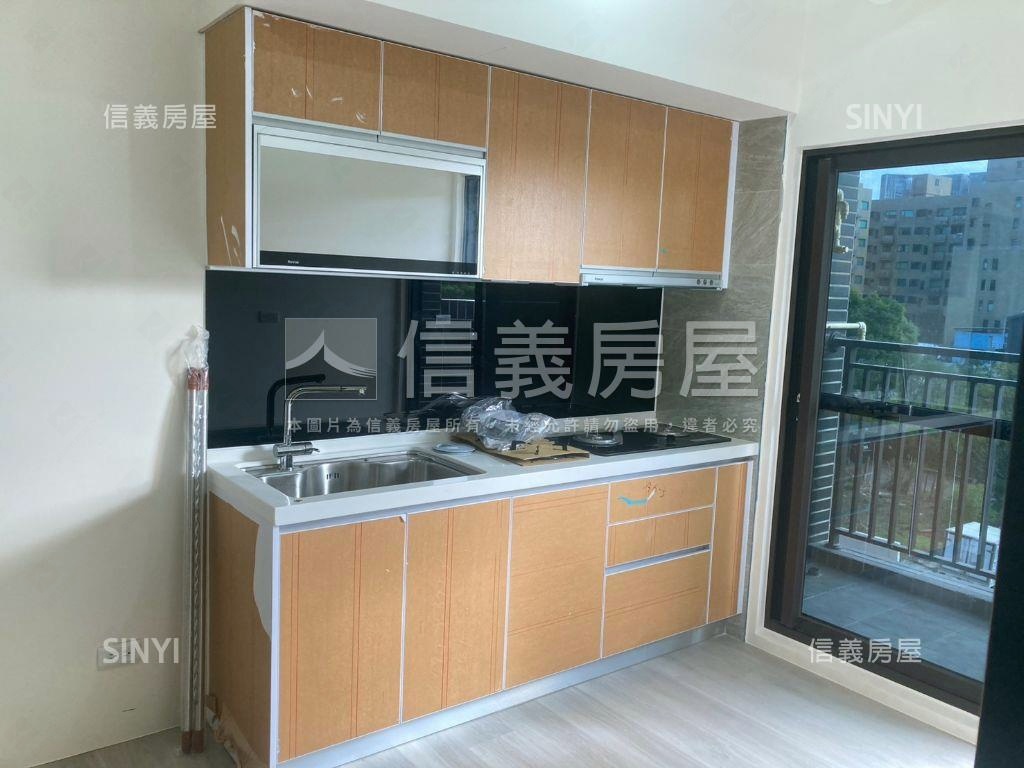 築禾琢立２房平面車位房屋室內格局與周邊環境