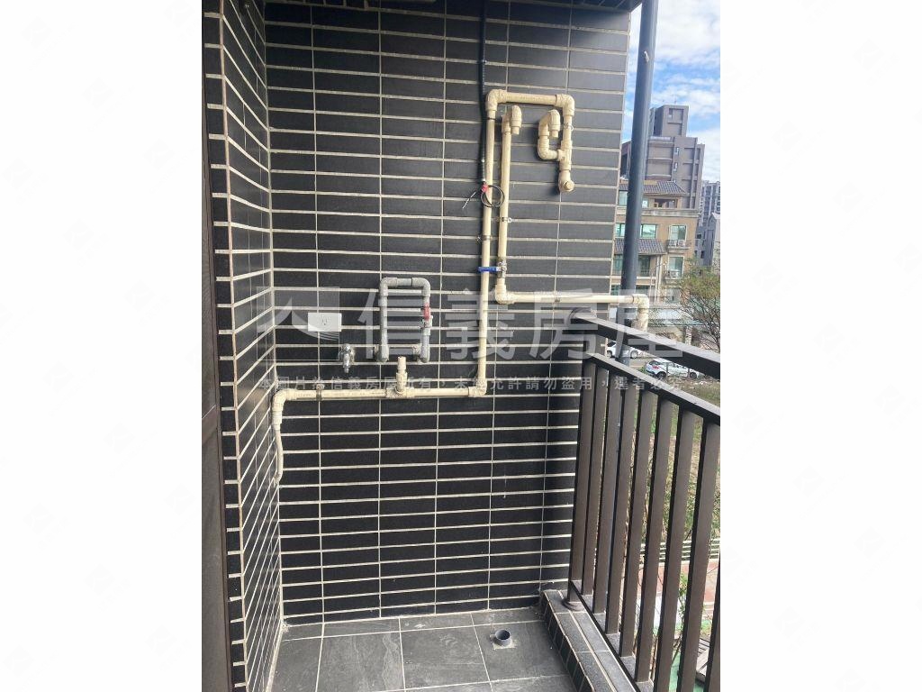 築禾琢立２房平面車位房屋室內格局與周邊環境