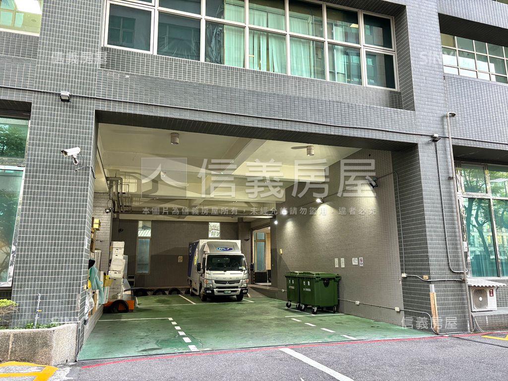 內科捷運．珠寶大樓房屋室內格局與周邊環境