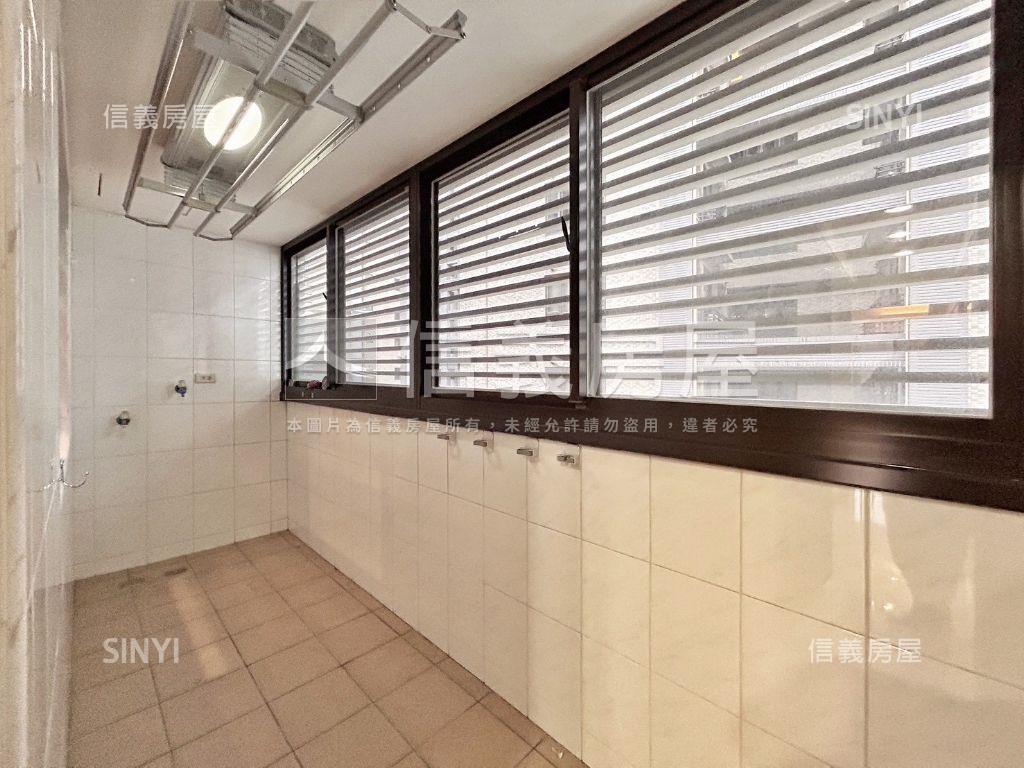 Ａ９專任竹城長崎邊間房屋室內格局與周邊環境