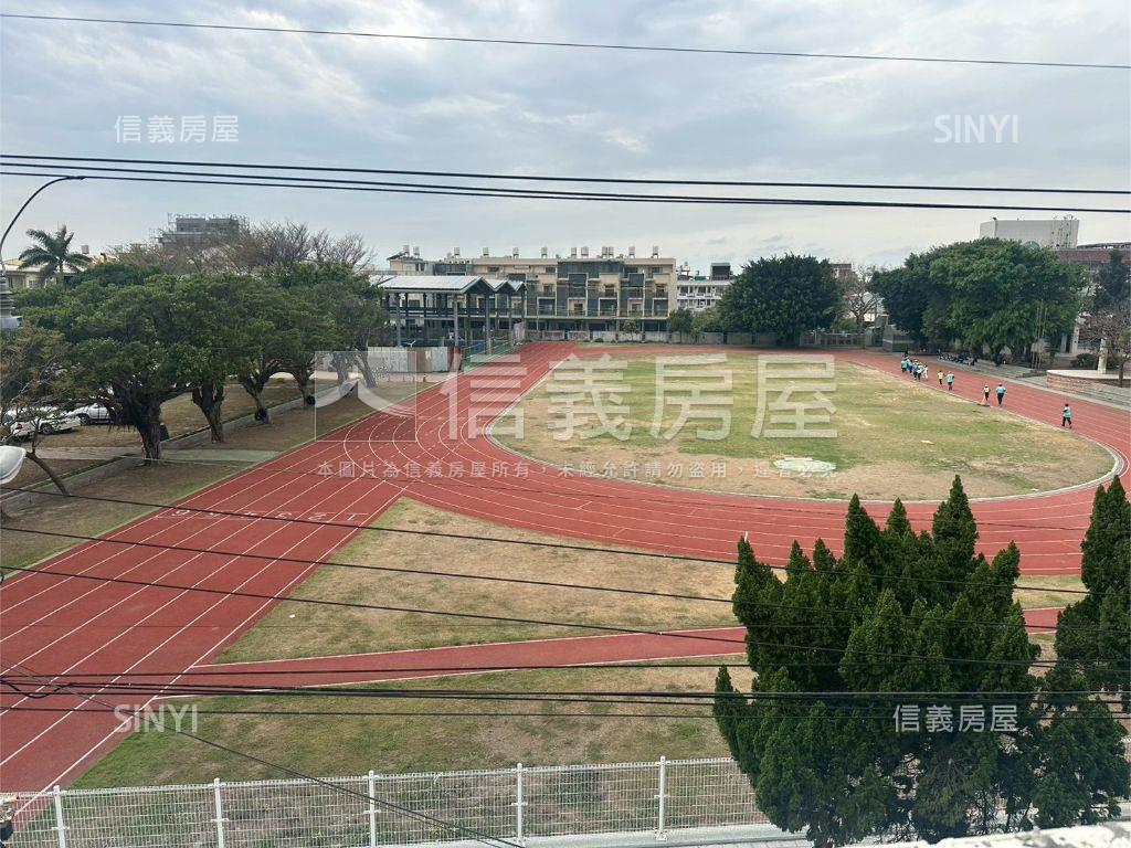 專任邊間透天房屋室內格局與周邊環境