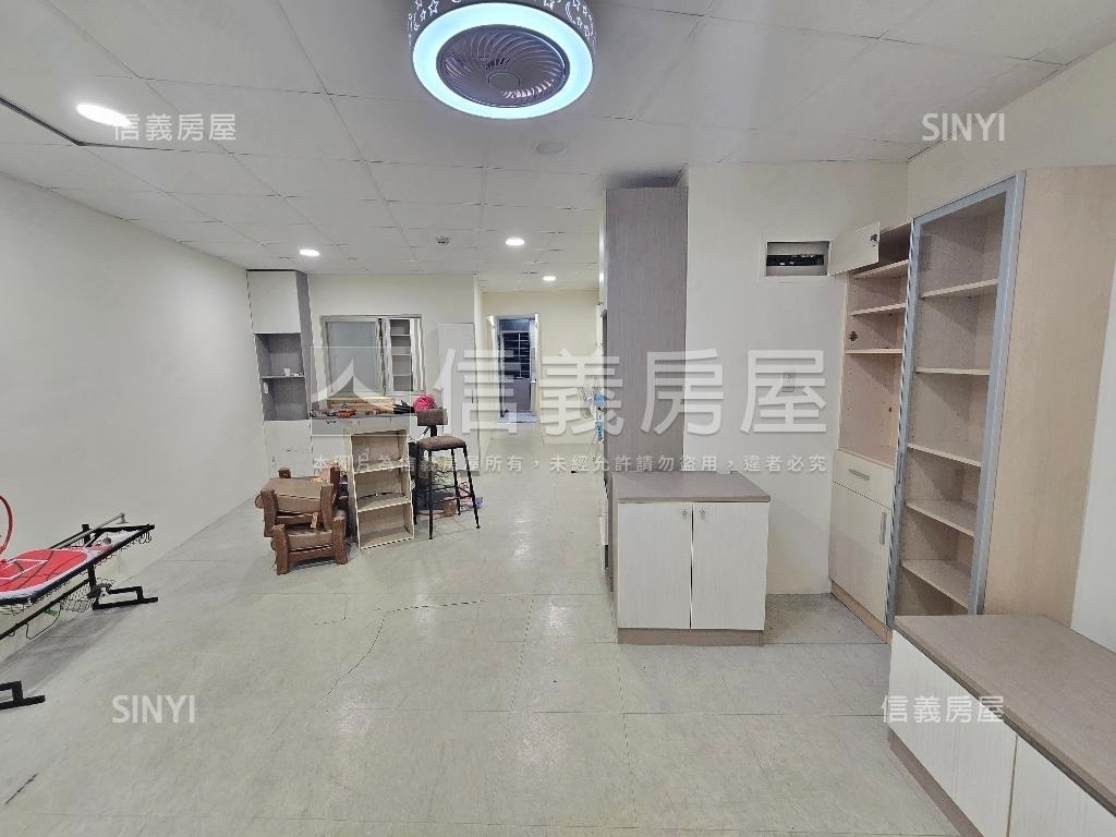 迴龍捷運站三樓三房房屋室內格局與周邊環境