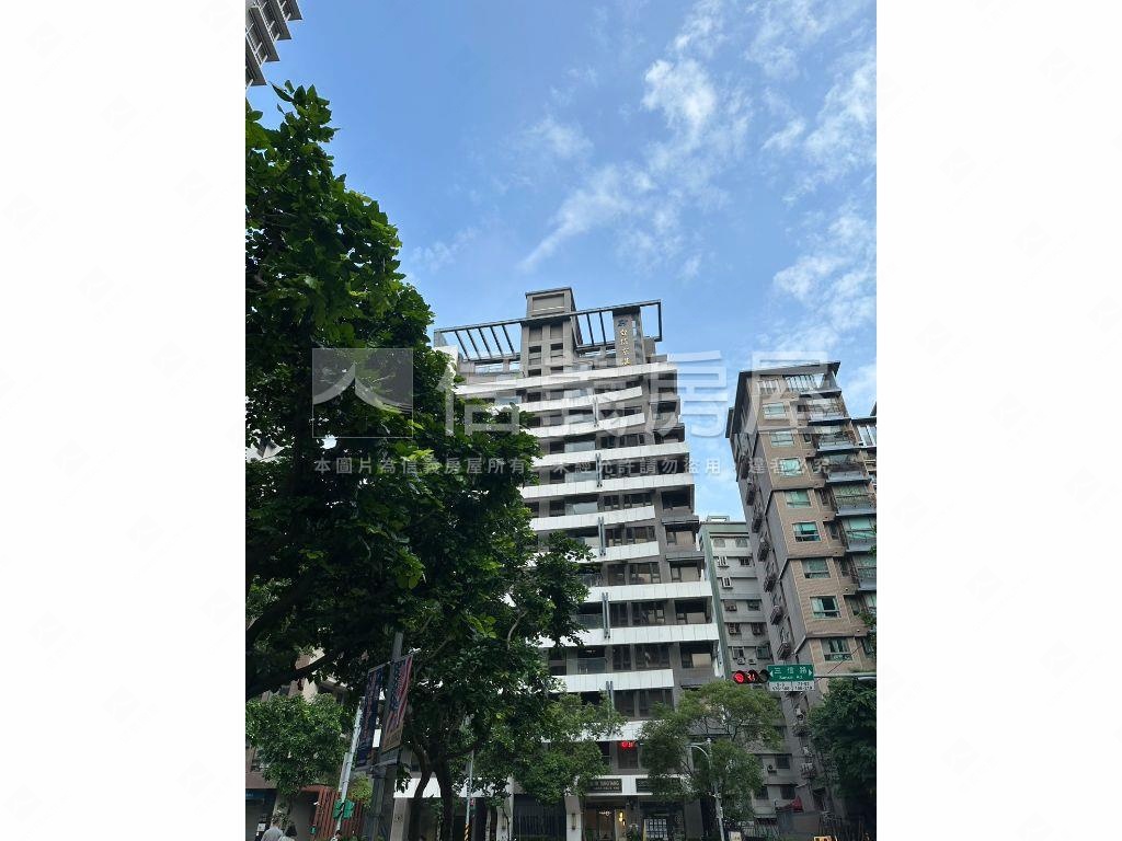樹海重劃兩房車位房屋室內格局與周邊環境