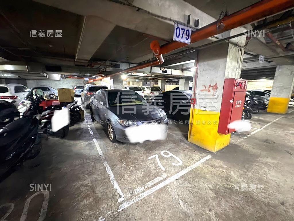 台北大都心精美三房車位房屋室內格局與周邊環境