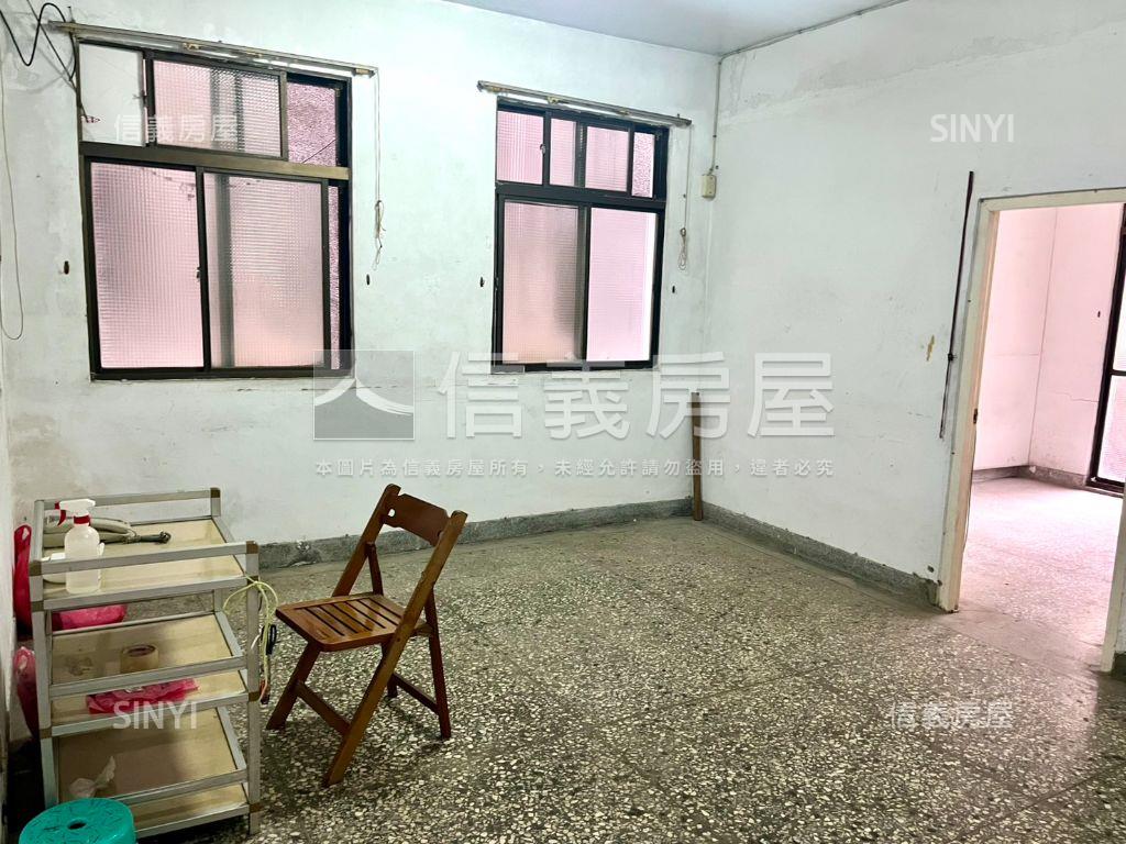 真理街學區二樓大空間房屋室內格局與周邊環境