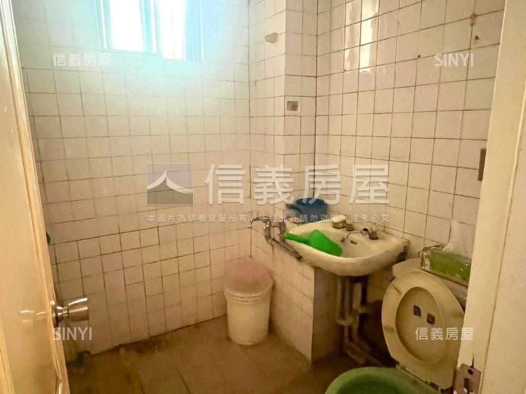 真理街學區二樓大空間房屋室內格局與周邊環境