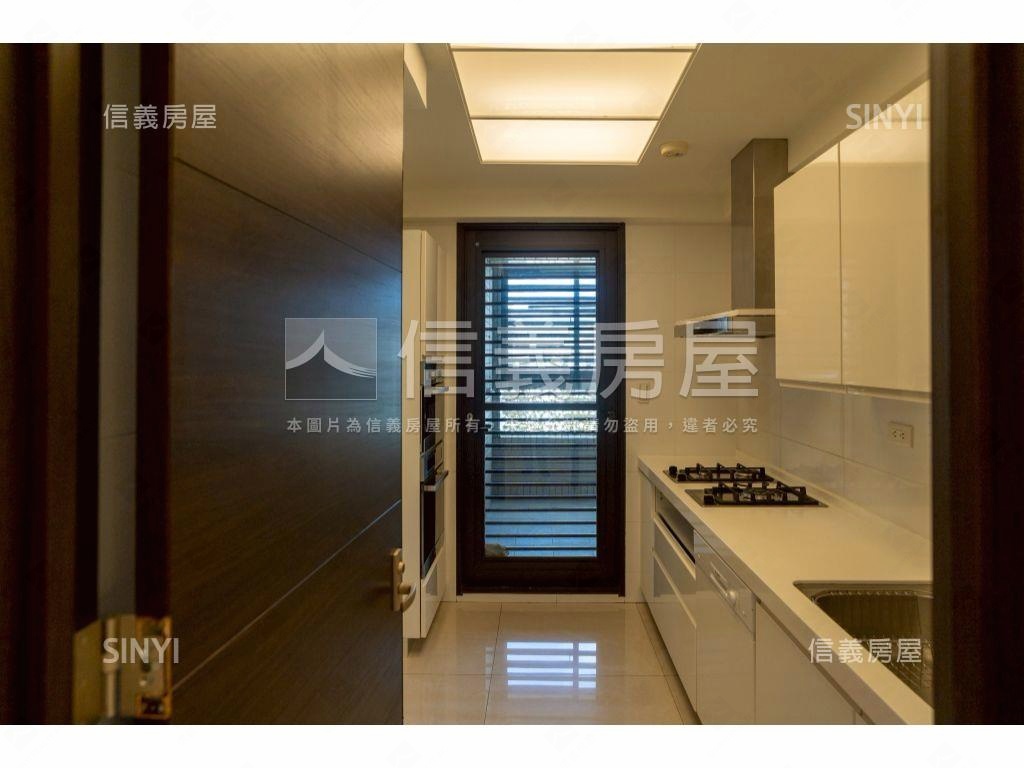 山晴正面景觀帝王戶房屋室內格局與周邊環境