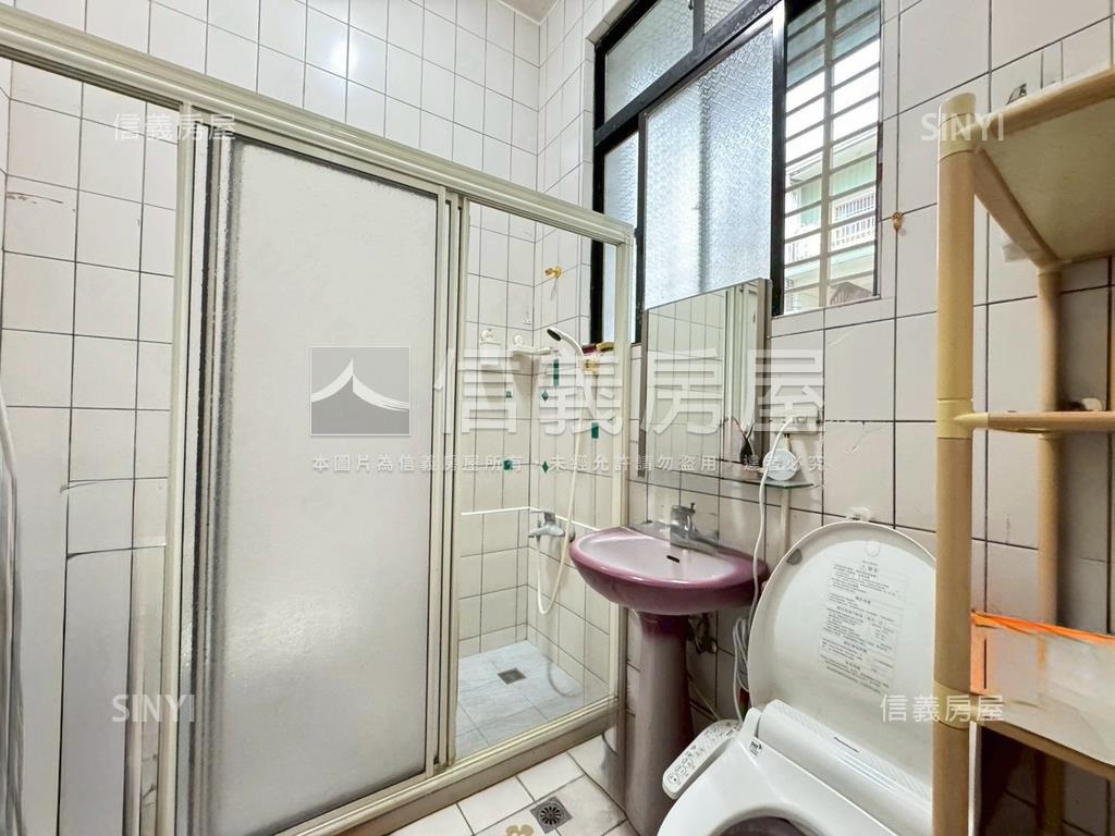 近內壢高中透天好停車房屋室內格局與周邊環境