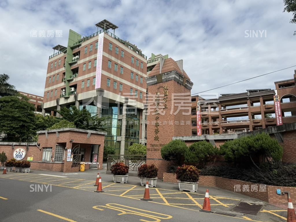 近內壢高中透天好停車房屋室內格局與周邊環境