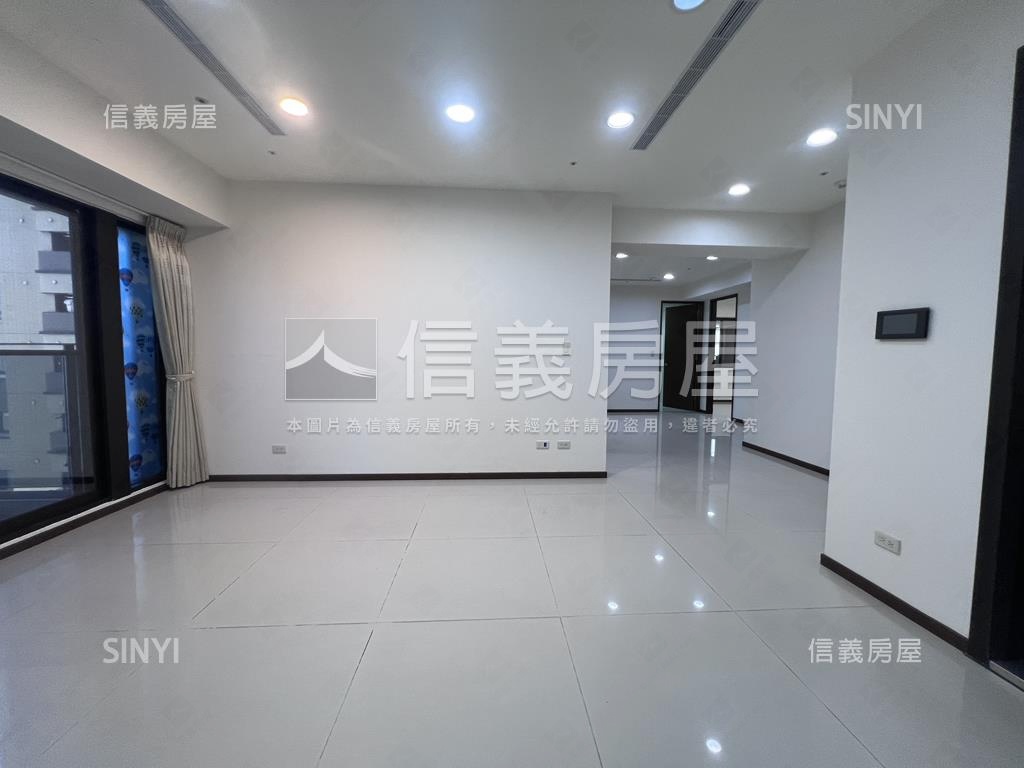 絕美經典新富邑房屋室內格局與周邊環境