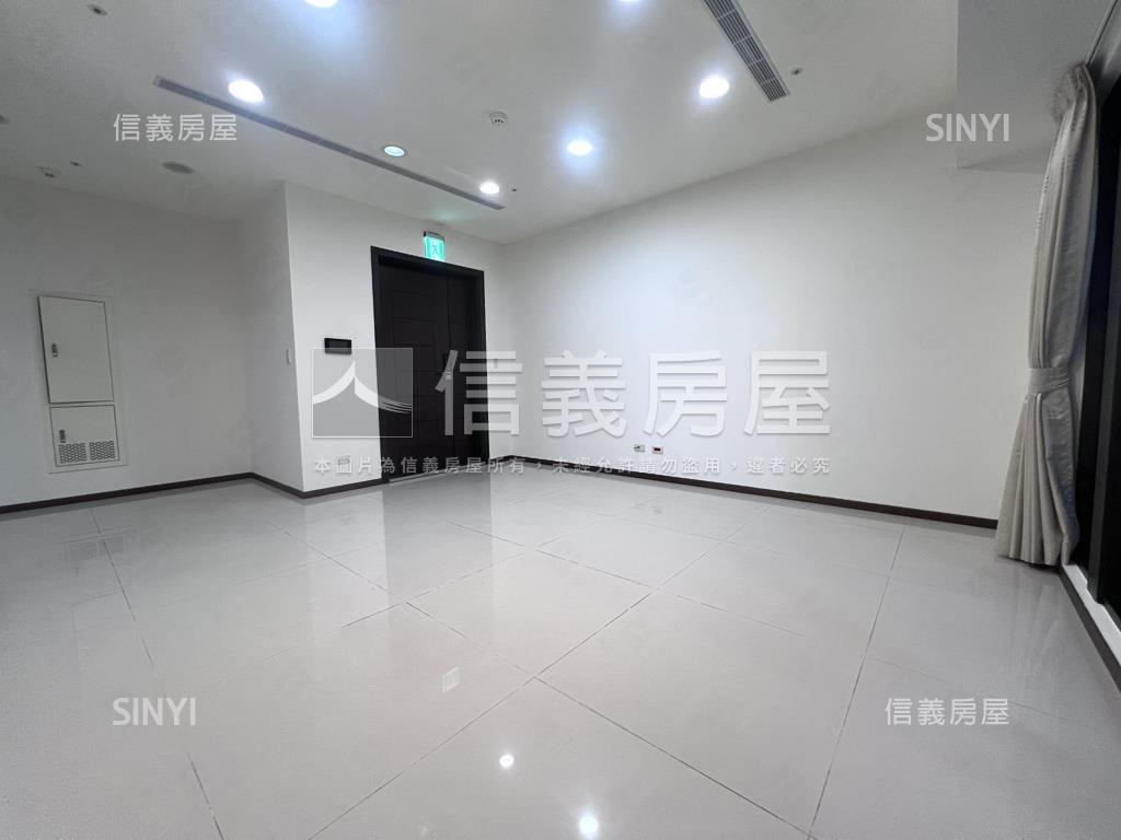 絕美經典新富邑房屋室內格局與周邊環境