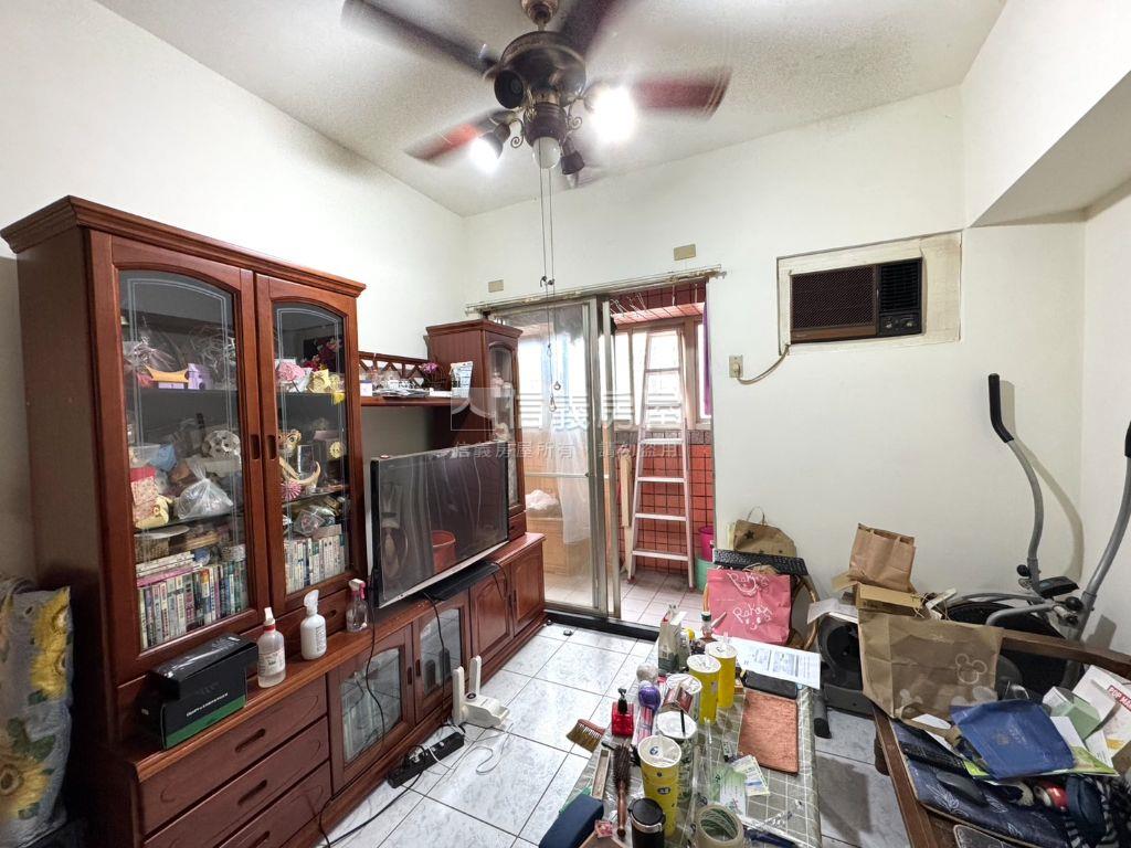 景安名人巷後棟邊間兩房房屋室內格局與周邊環境